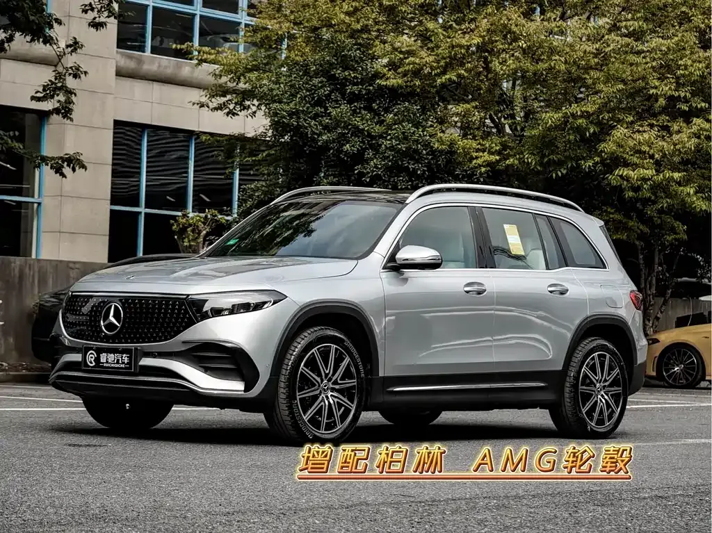 Mercedes-Benz EQB — фото 1