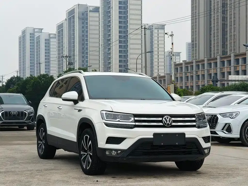 Volkswagen Tharu — фото 3