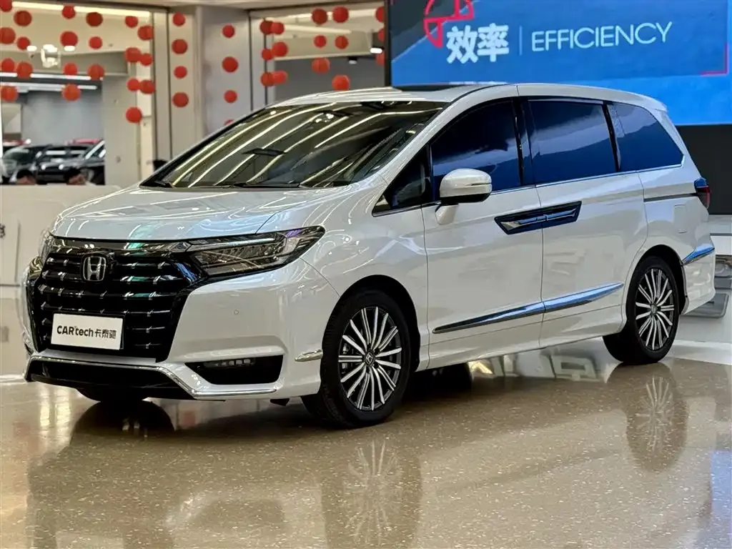 Honda Elysion — фото 1