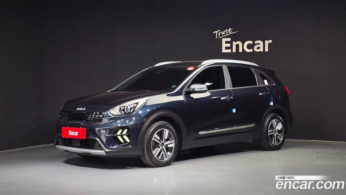 Kia Niro — фото 1