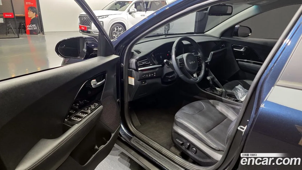 Kia Niro — фото 10