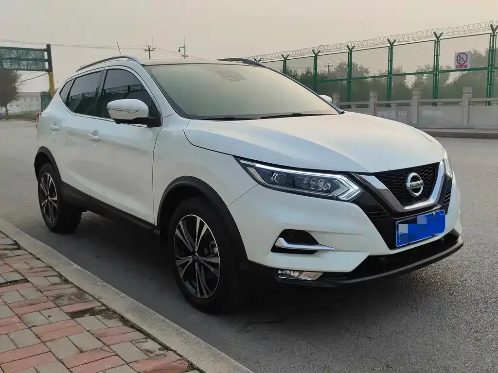 Nissan Qashqai — фото 3
