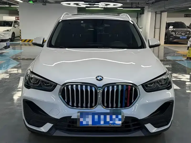 BMW X1 — фото 2