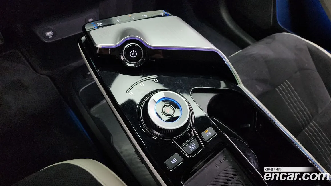 Kia EV6 — фото 9