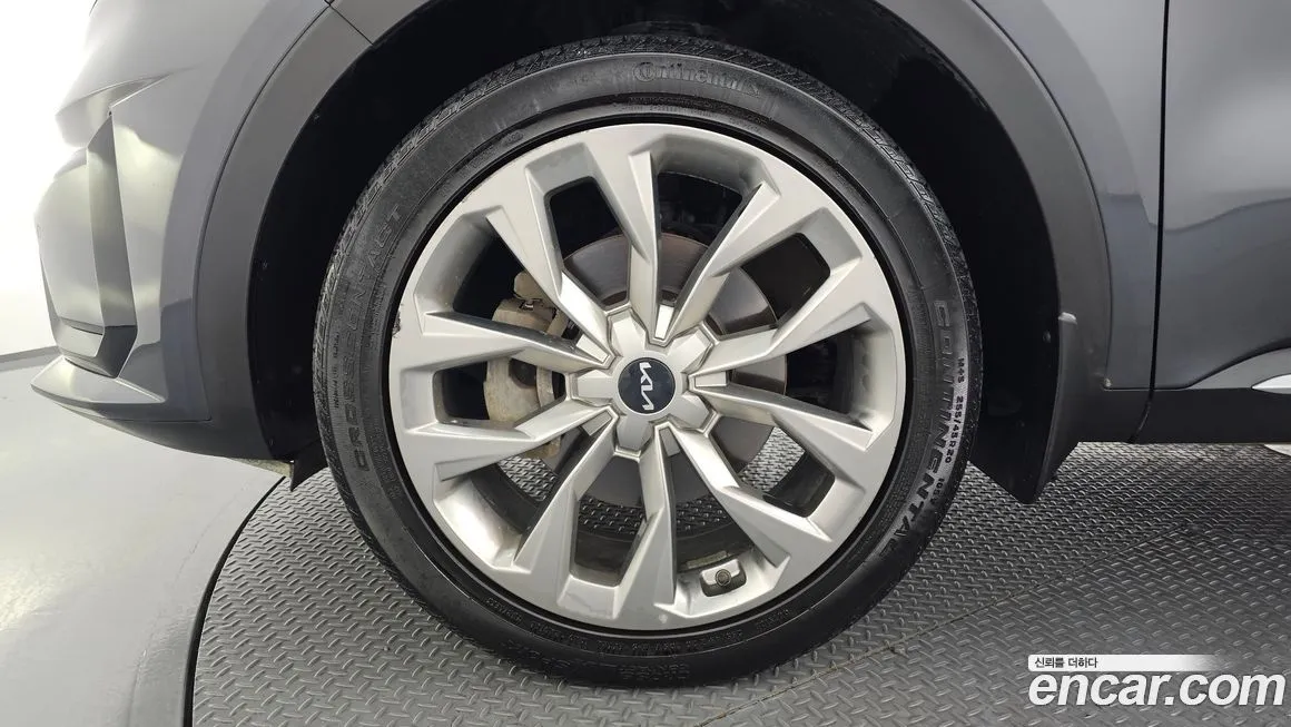 Kia Sorento — фото 5