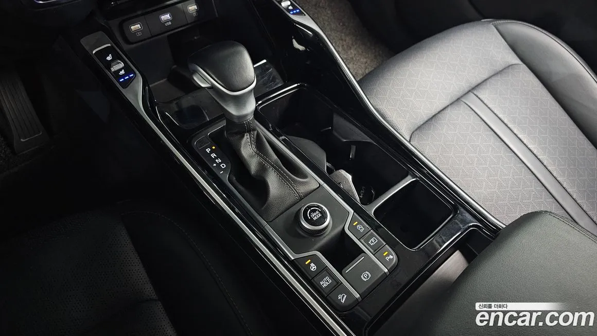 Kia Sorento — фото 9