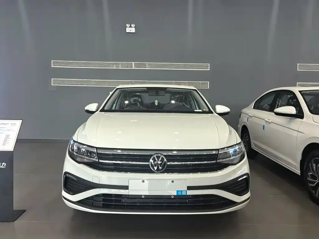 Volkswagen Bora — фото 2