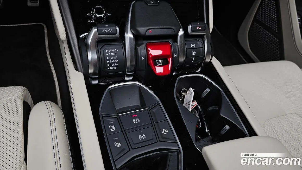 Lamborghini Urus — фото 9