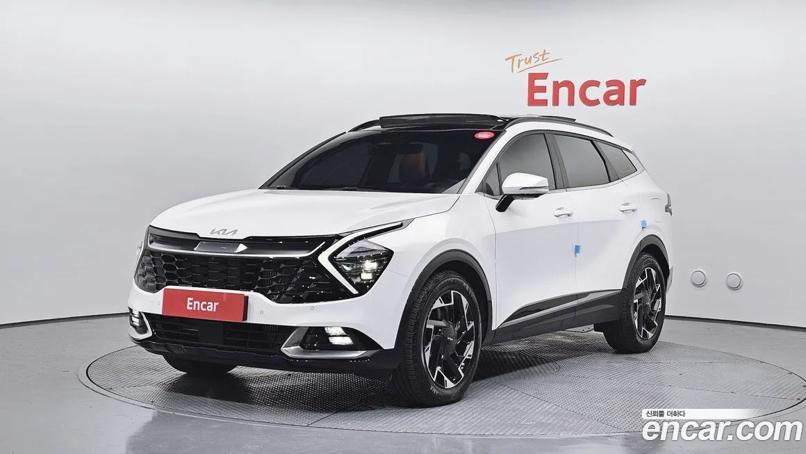 Kia Sportage — фото 1
