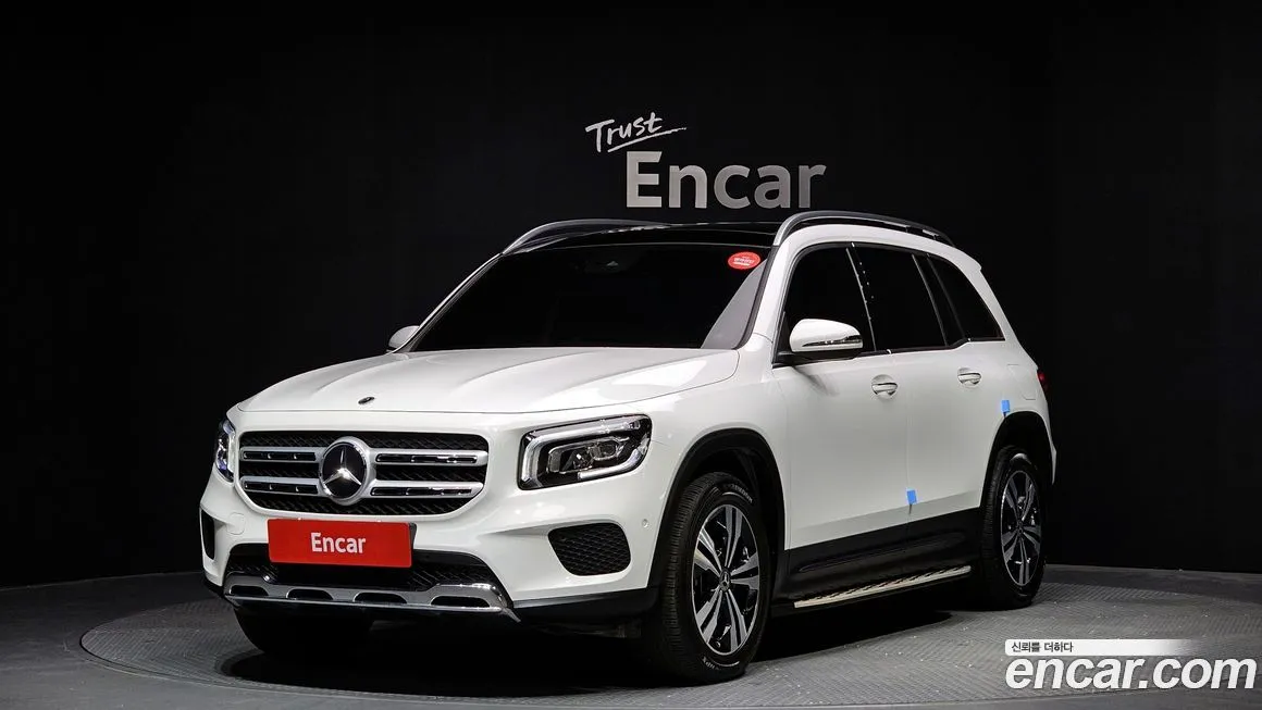 Mercedes-Benz GLB-Class — фото 1