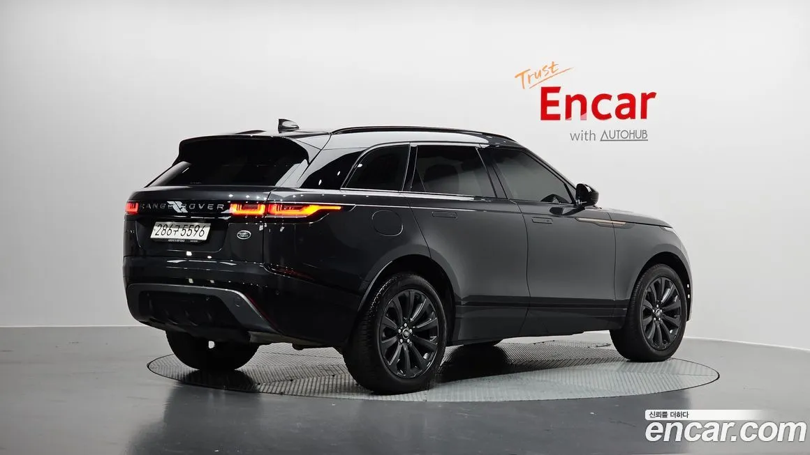 Land Rover Range Rover Velar — фото 2