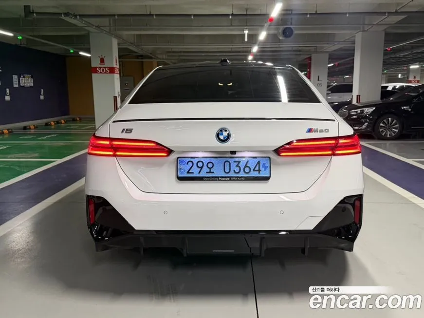 BMW i5 — фото 6