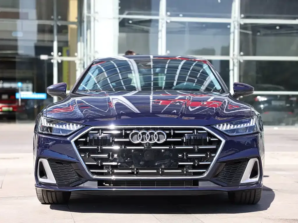 Audi A7L — фото 2