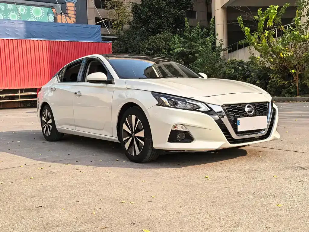 Nissan Teana — фото 3