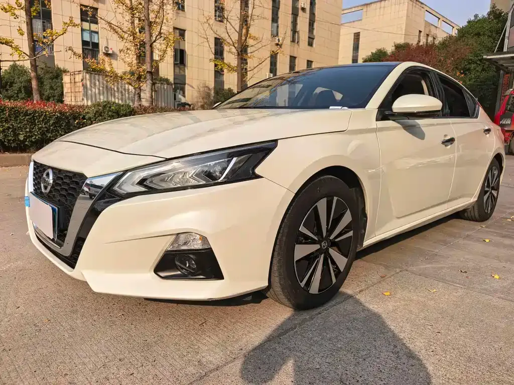 Nissan Teana — фото 4