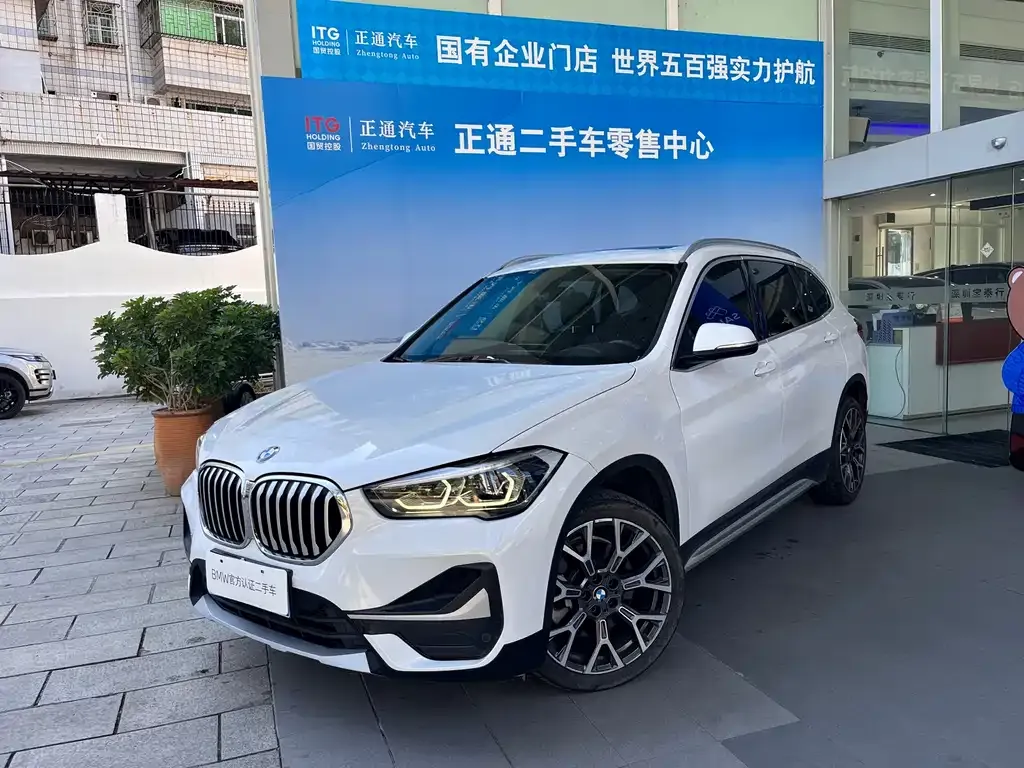 BMW X1 — фото 1