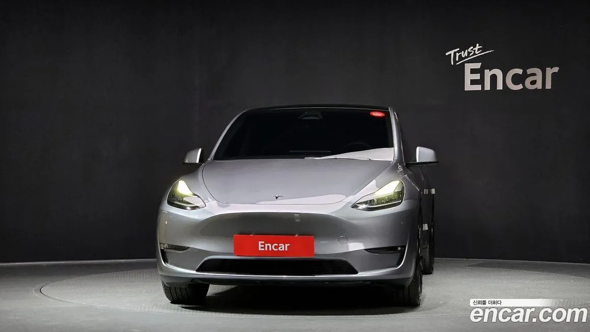 Tesla Model Y — фото 3