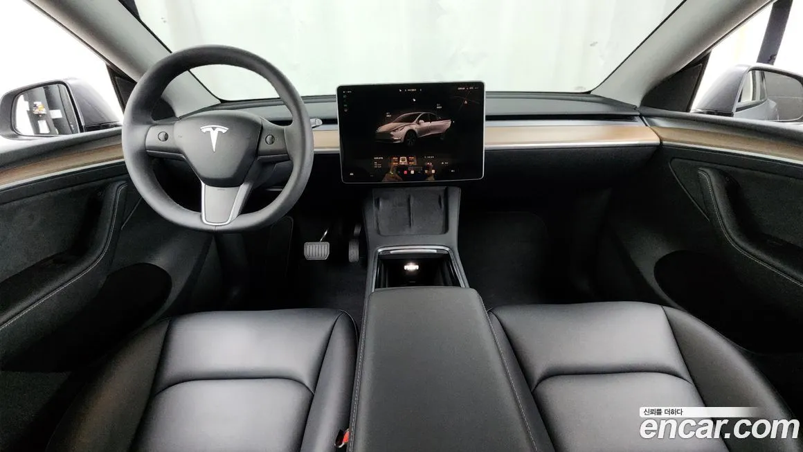 Tesla Model Y — фото 7