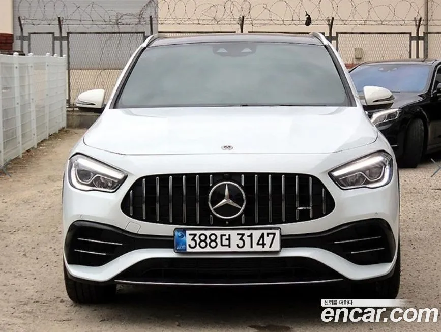 Mercedes-Benz GLA-Class — фото 1