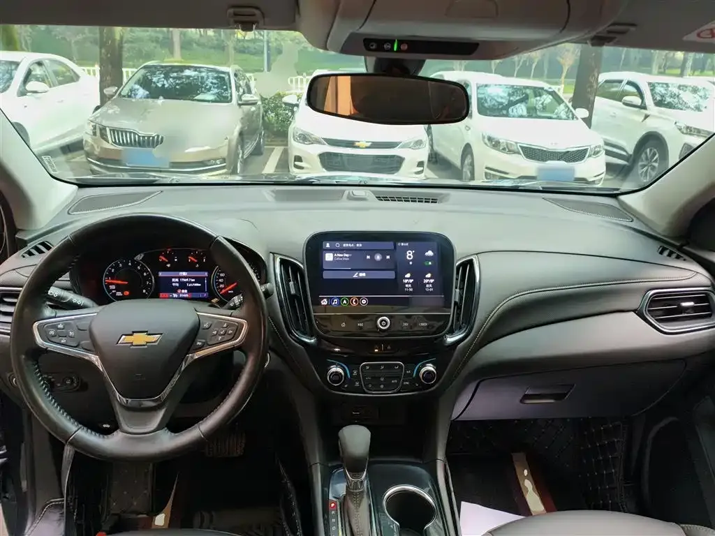 Chevrolet Equinox — фото 10