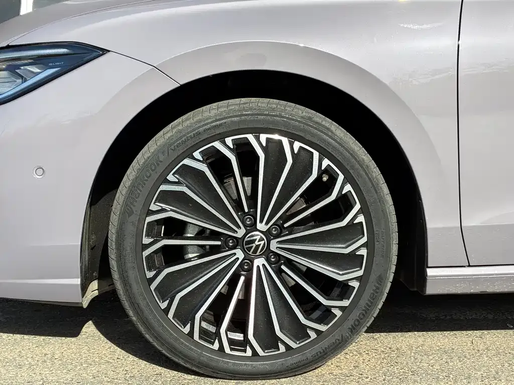 Volkswagen Passat — фото 3