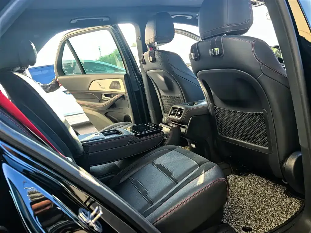 Mercedes-Benz GLE AMG — фото 10