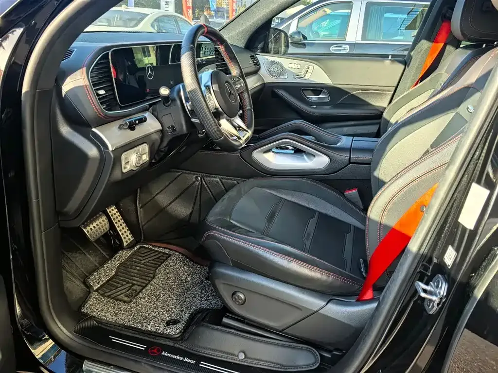 Mercedes-Benz GLE AMG — фото 6