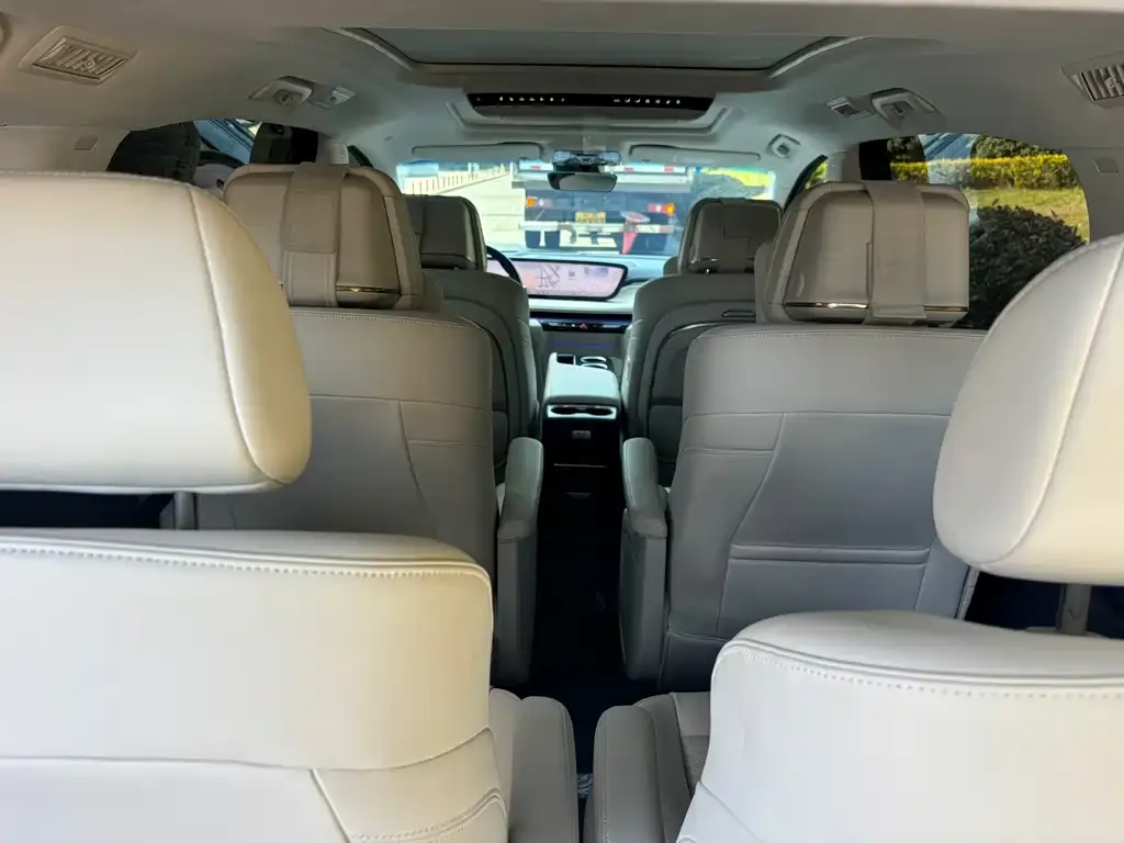 Buick GL8 Hybrid — фото 8