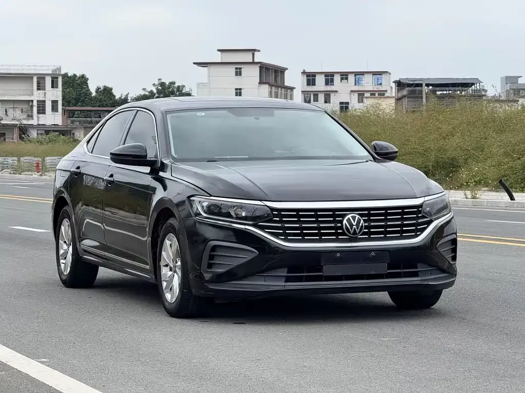 Volkswagen Passat — фото 3