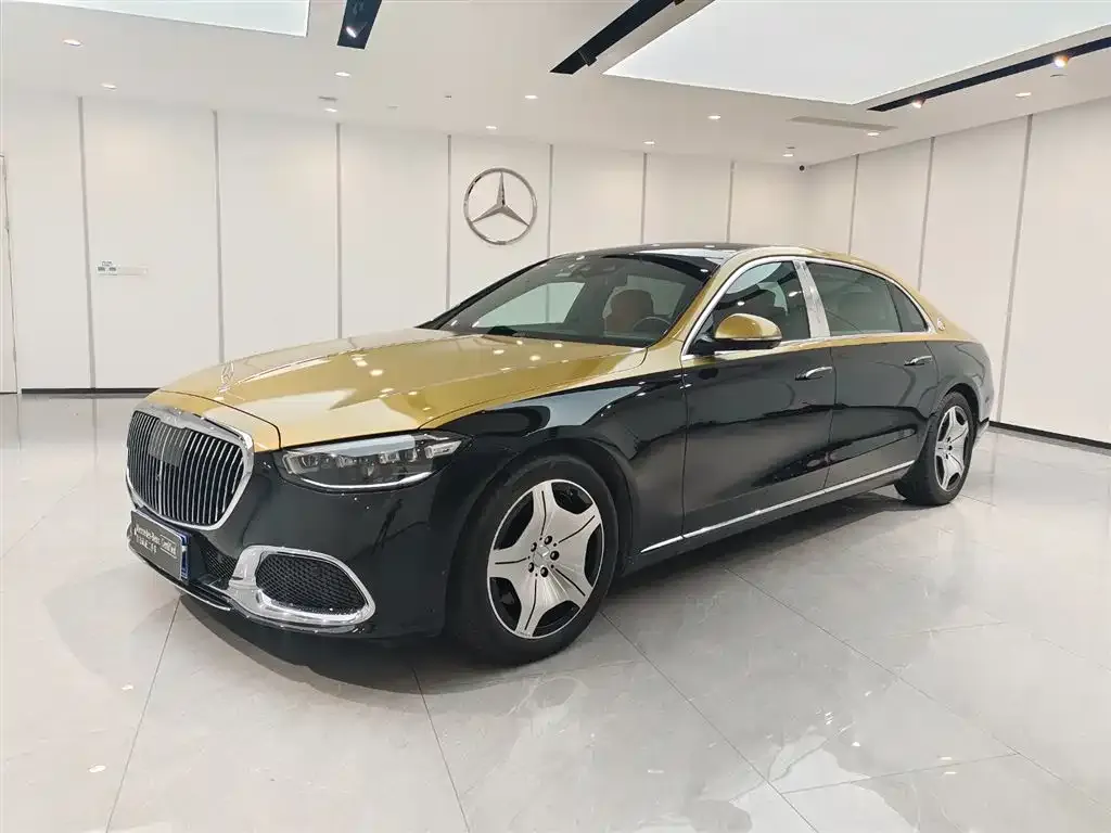 Mercedes-Benz S-Class — фото 1