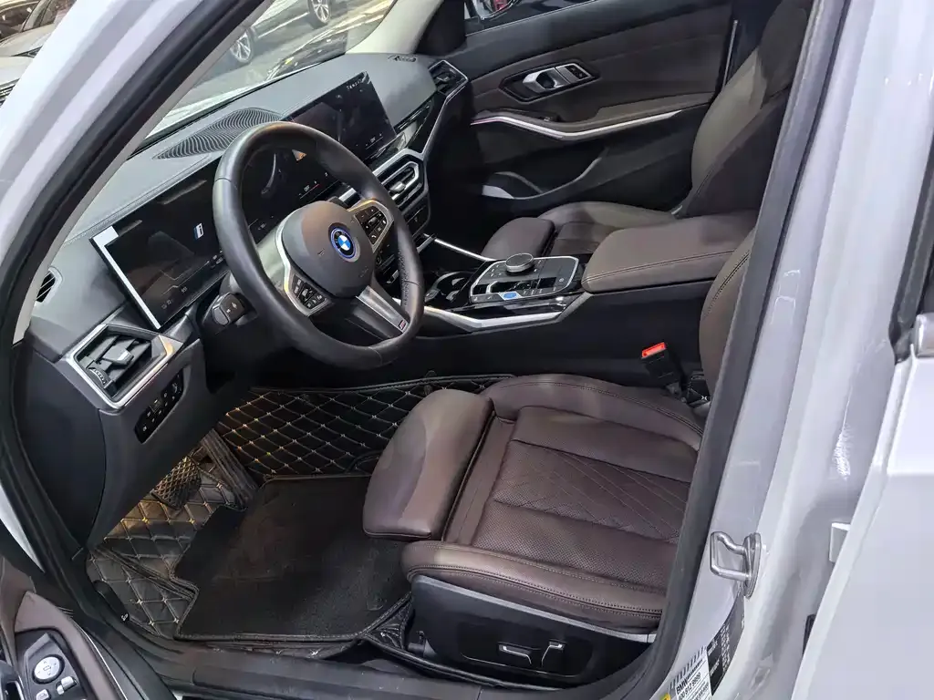 BMW i3 — фото 7