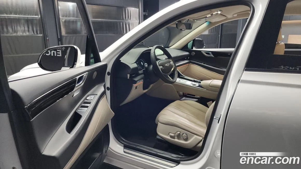 Genesis GV80 — фото 10