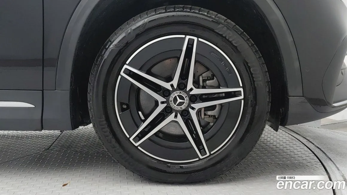 Mercedes-Benz EQA — фото 7