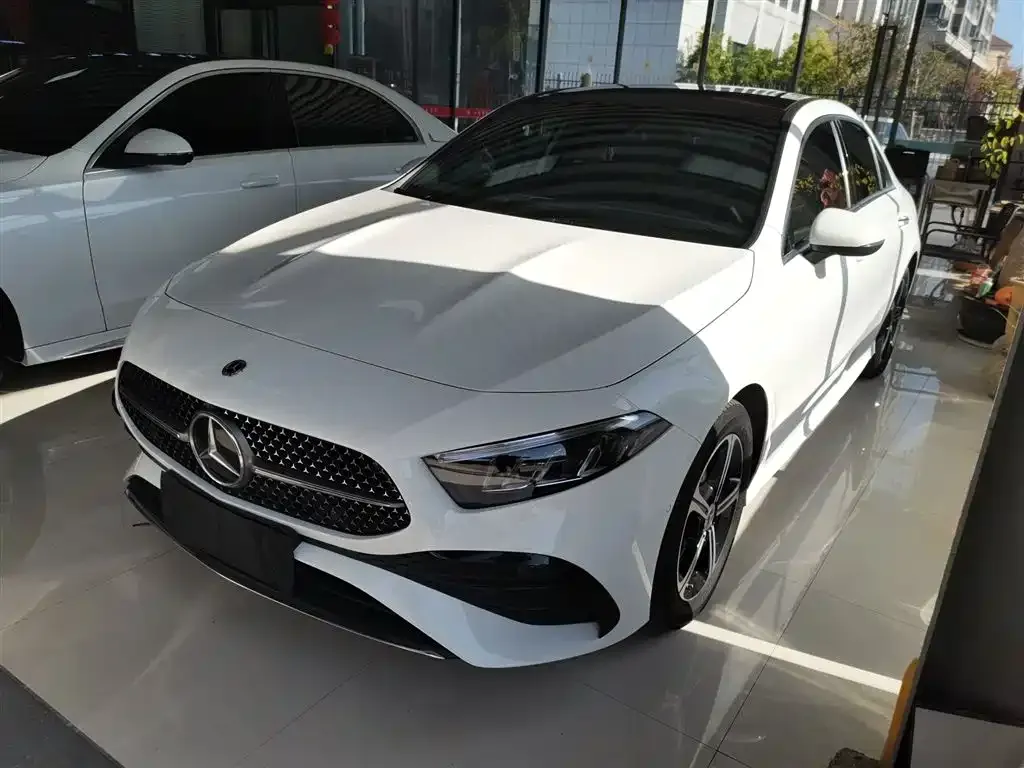 Mercedes-Benz A-Class — фото 1