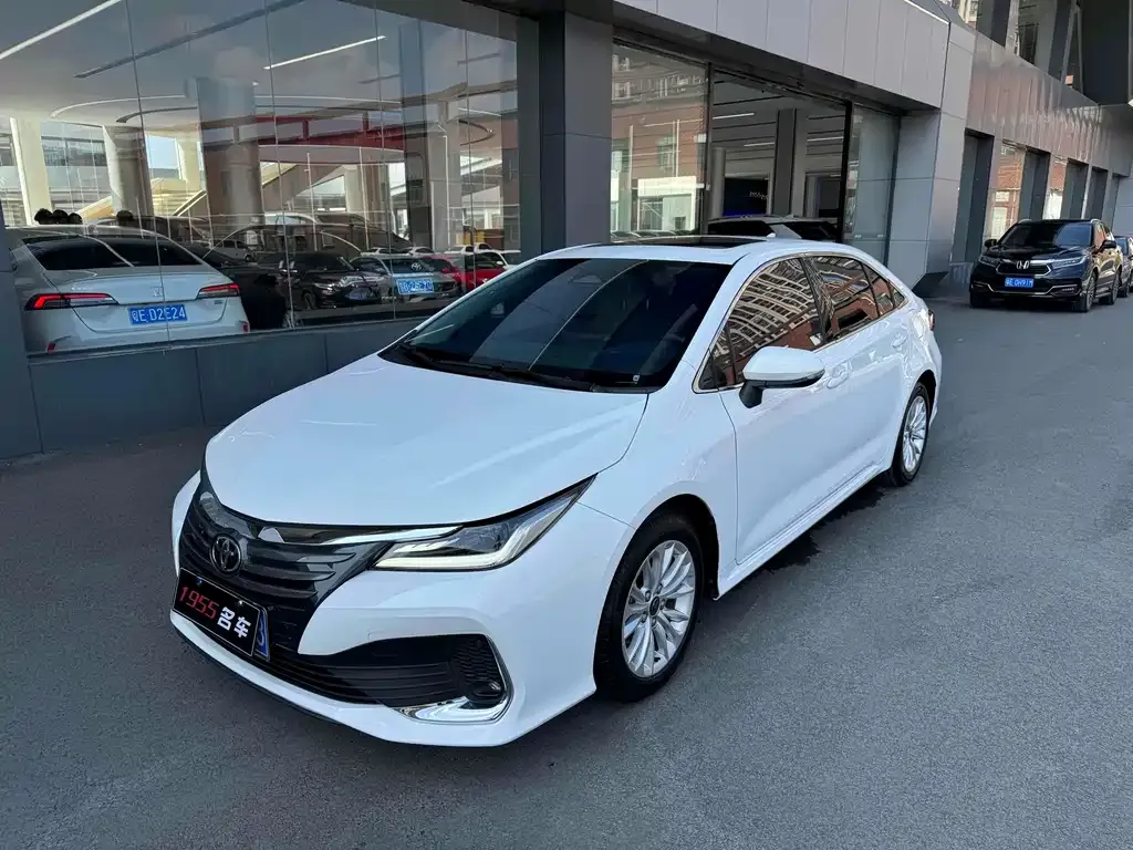 Toyota Allion — фото 1