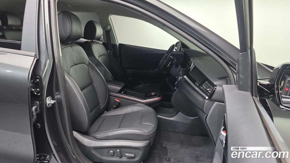 Kia Niro — фото 10