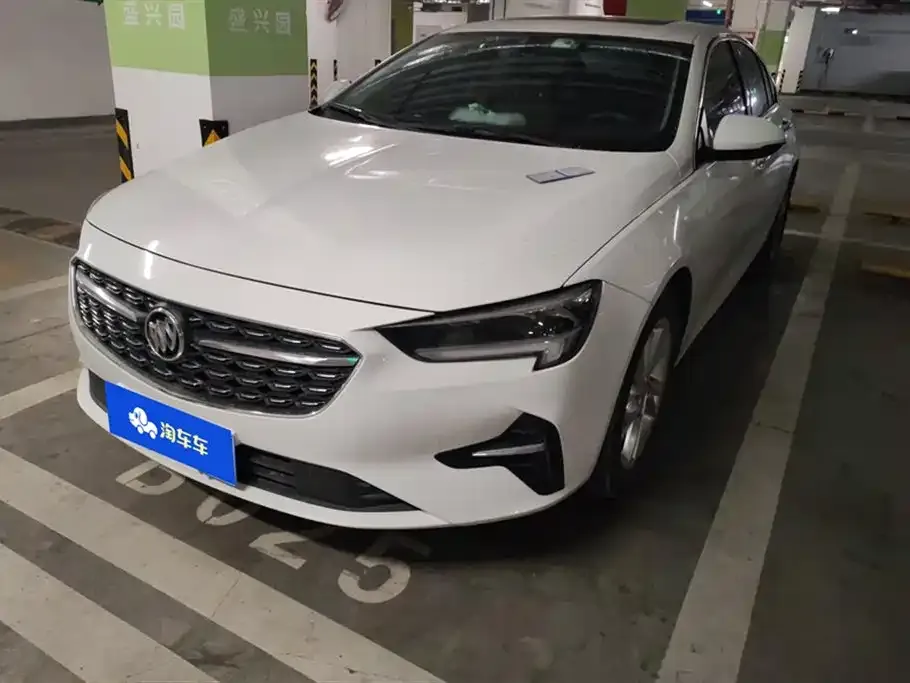 Buick Regal — фото 1