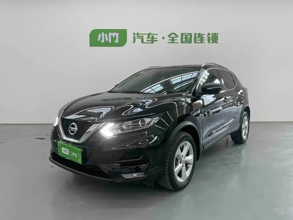 Nissan Qashqai — фото 1