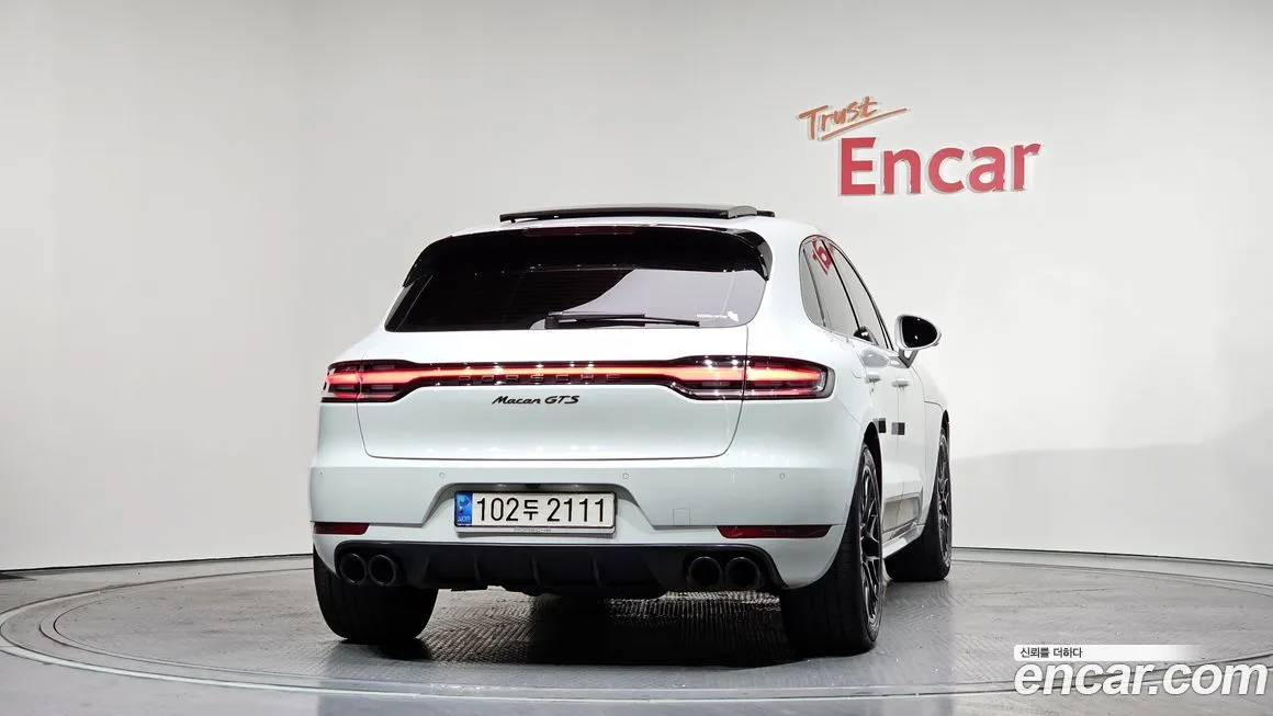 Porsche Macan — фото 4