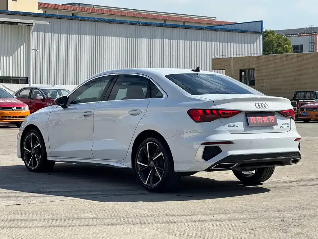 Audi A3 — фото 7