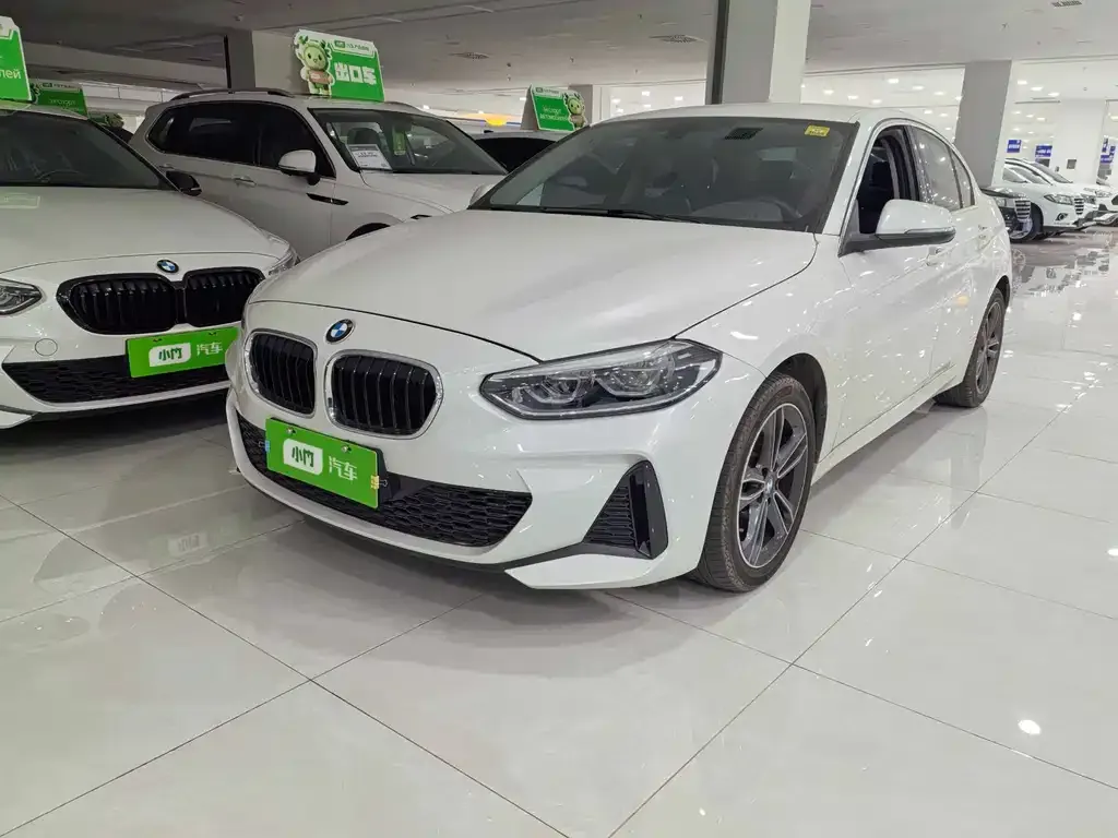 BMW 1 Series — фото 1