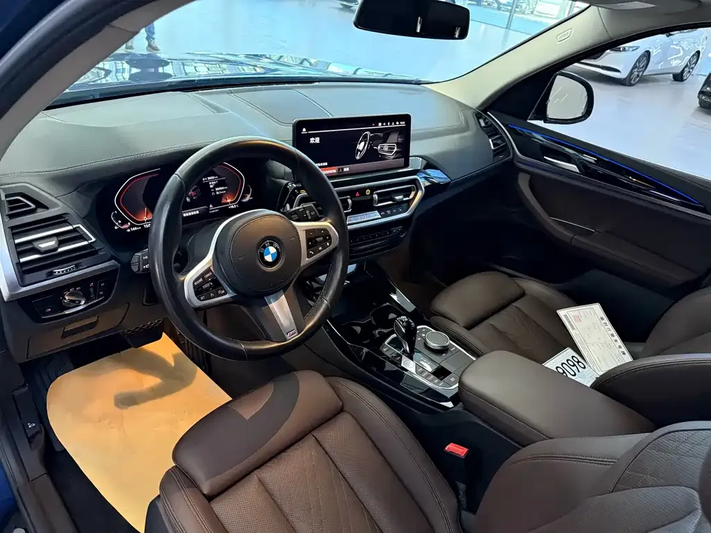 BMW X3 — фото 9