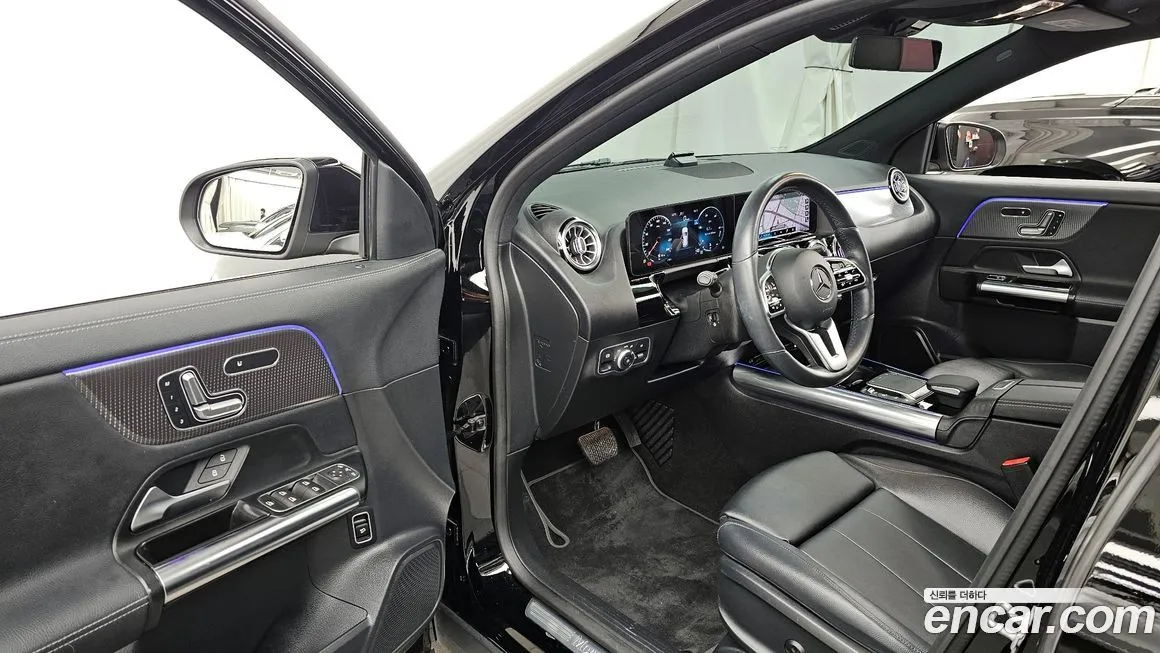 Mercedes-Benz GLA-Class — фото 10