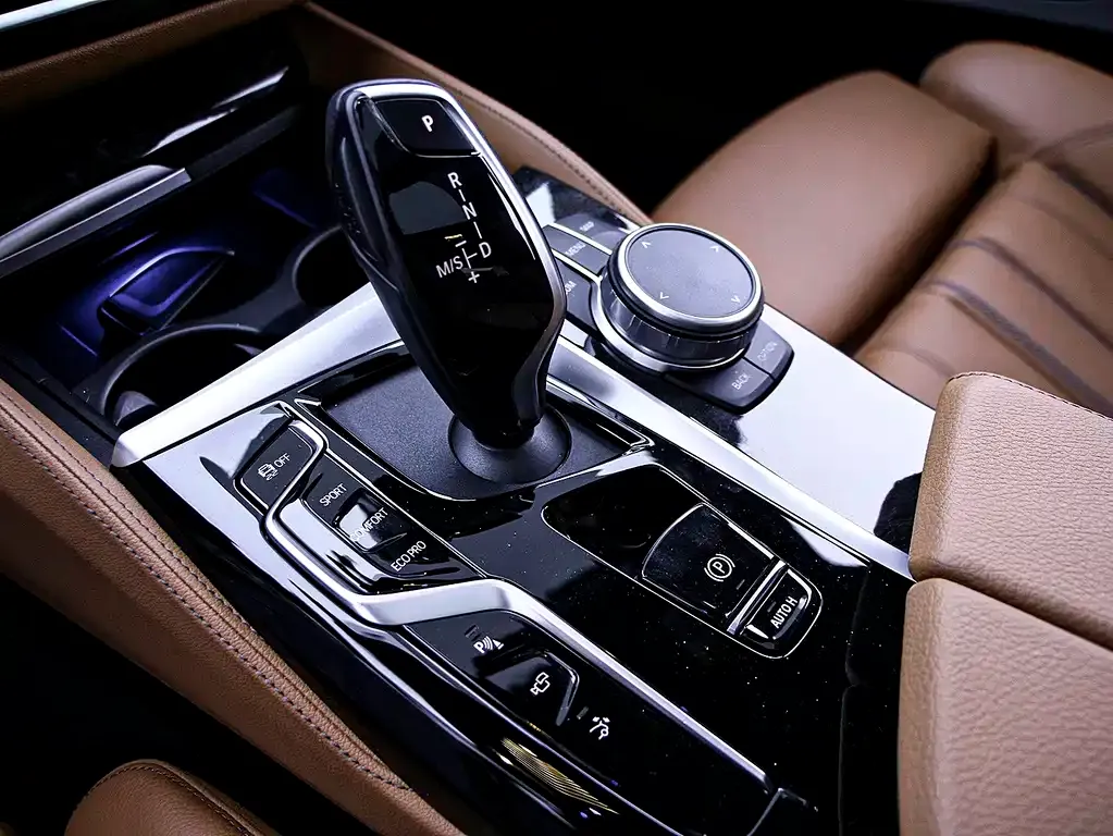 BMW 6 Series GT — фото 10