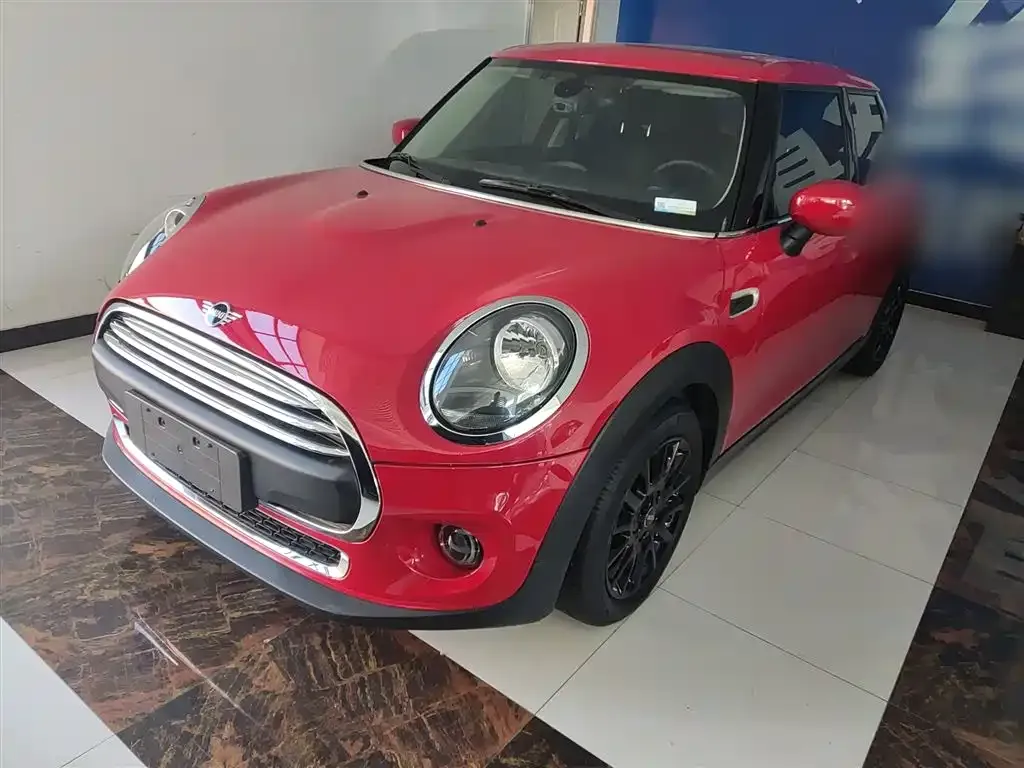 MINI Cooper (3-door) — фото 1