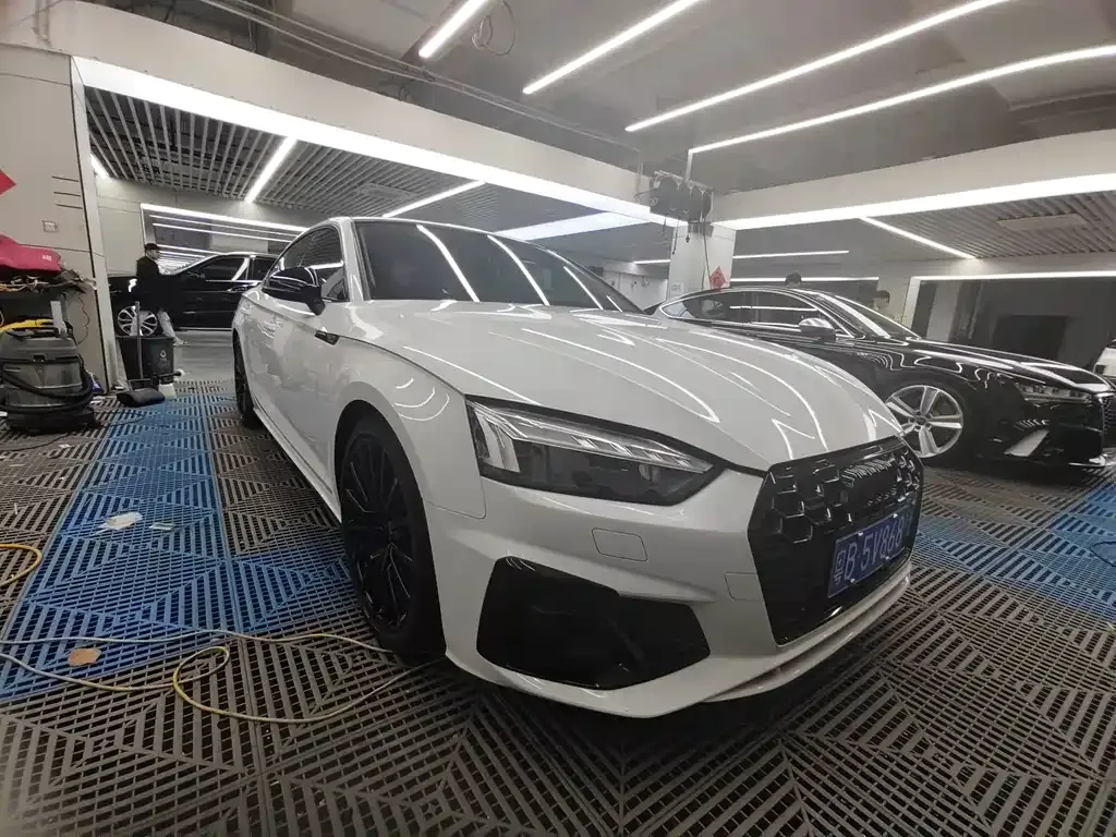 Audi A5 (Import) — фото 3