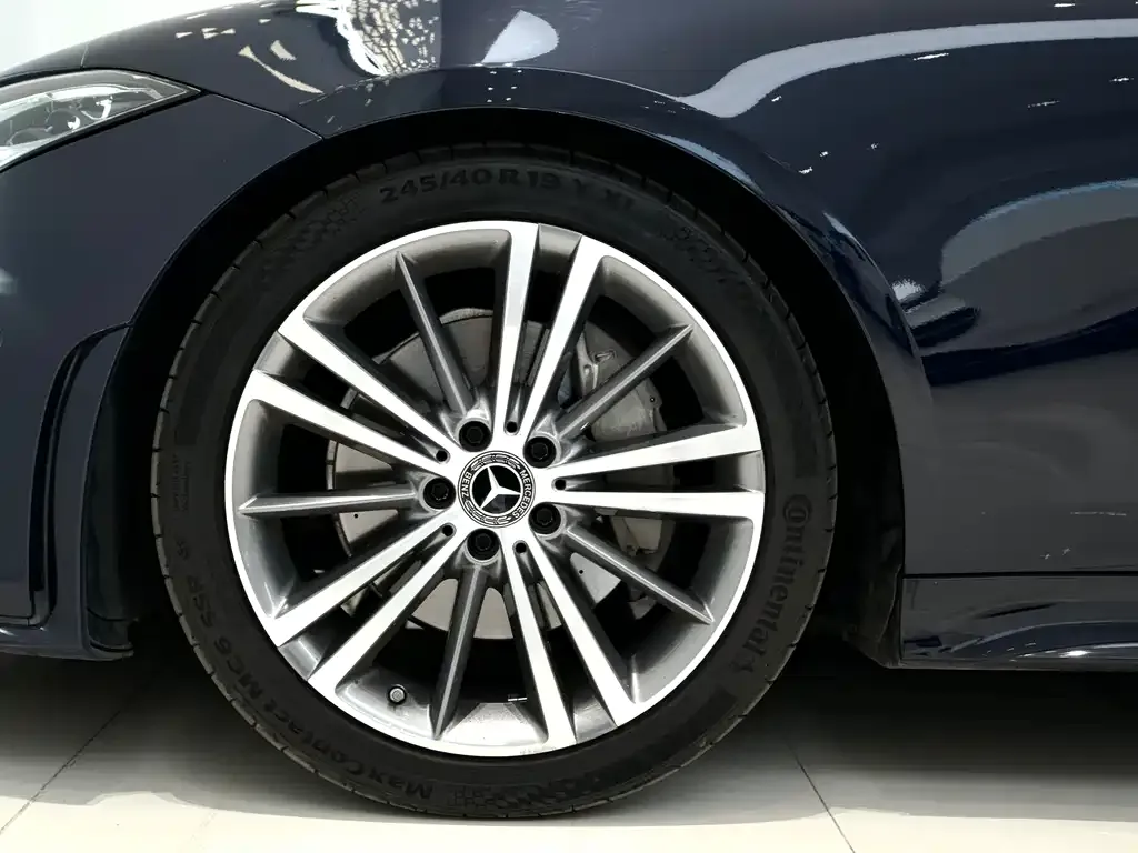 Mercedes-Benz CLS — фото 6