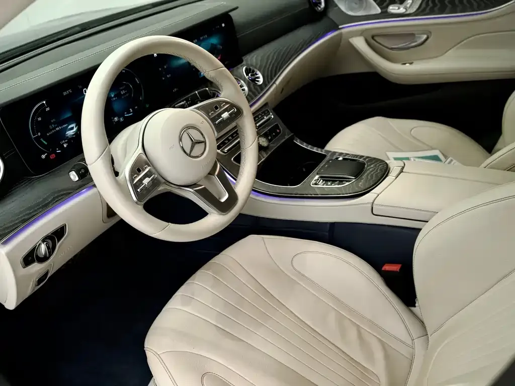 Mercedes-Benz CLS — фото 9