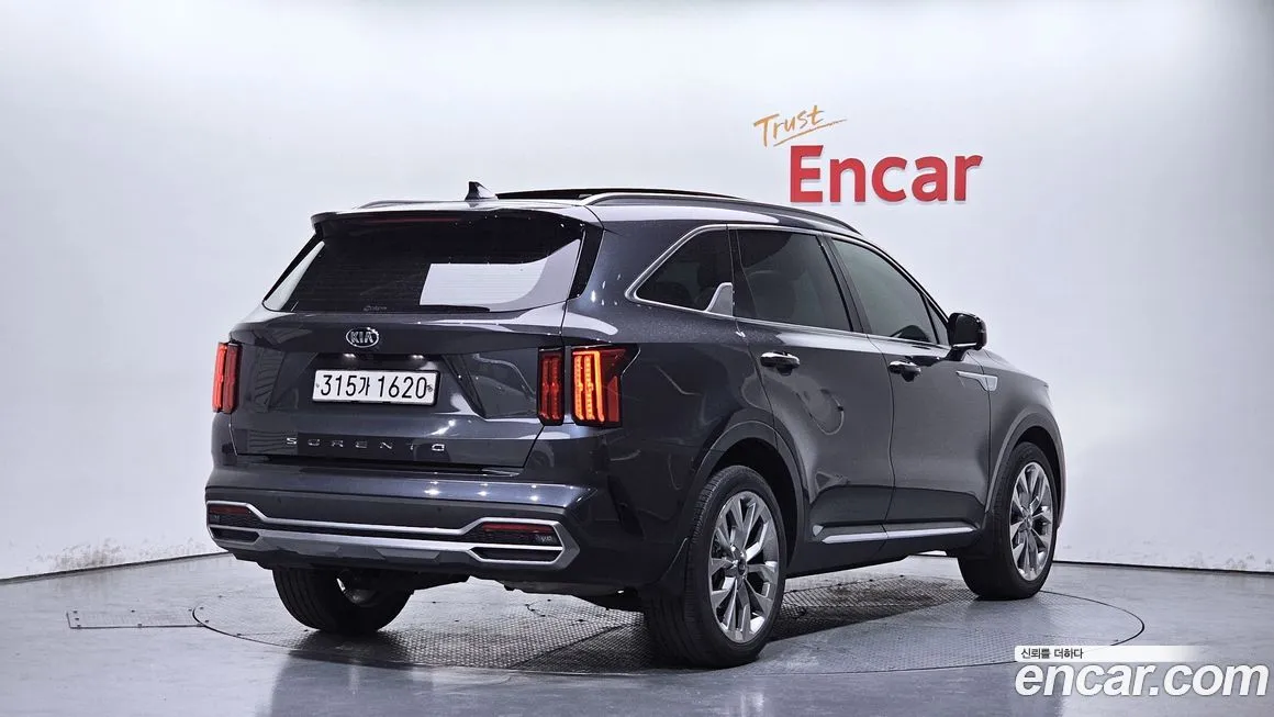 Kia Sorento — фото 2
