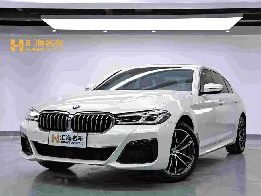 BMW 5 Series — фото 1